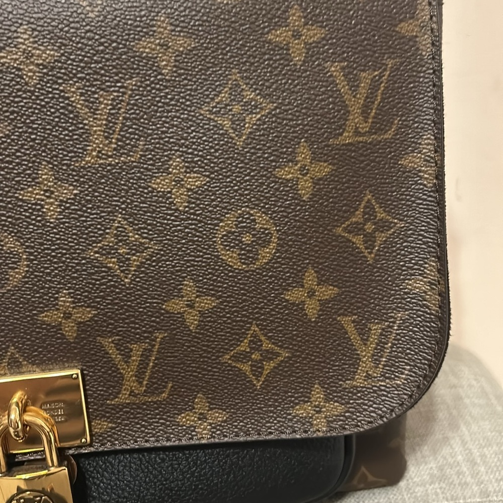 Authentic LV Bag - Picture 9 of 11